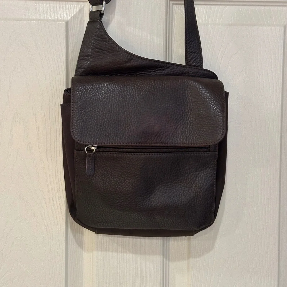 Fossil Dark Brown Pebbled Leather Crossbody Bag Organizer Messenger Purse